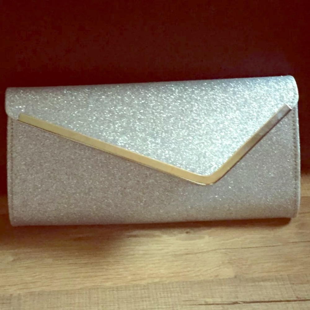 Gorgeous evening clutch